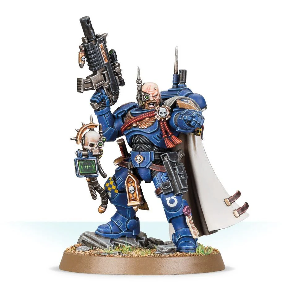 Warhammer 40000 - Captain in Phobos Armour